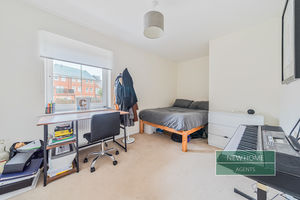 Photo 14- click for photo gallery